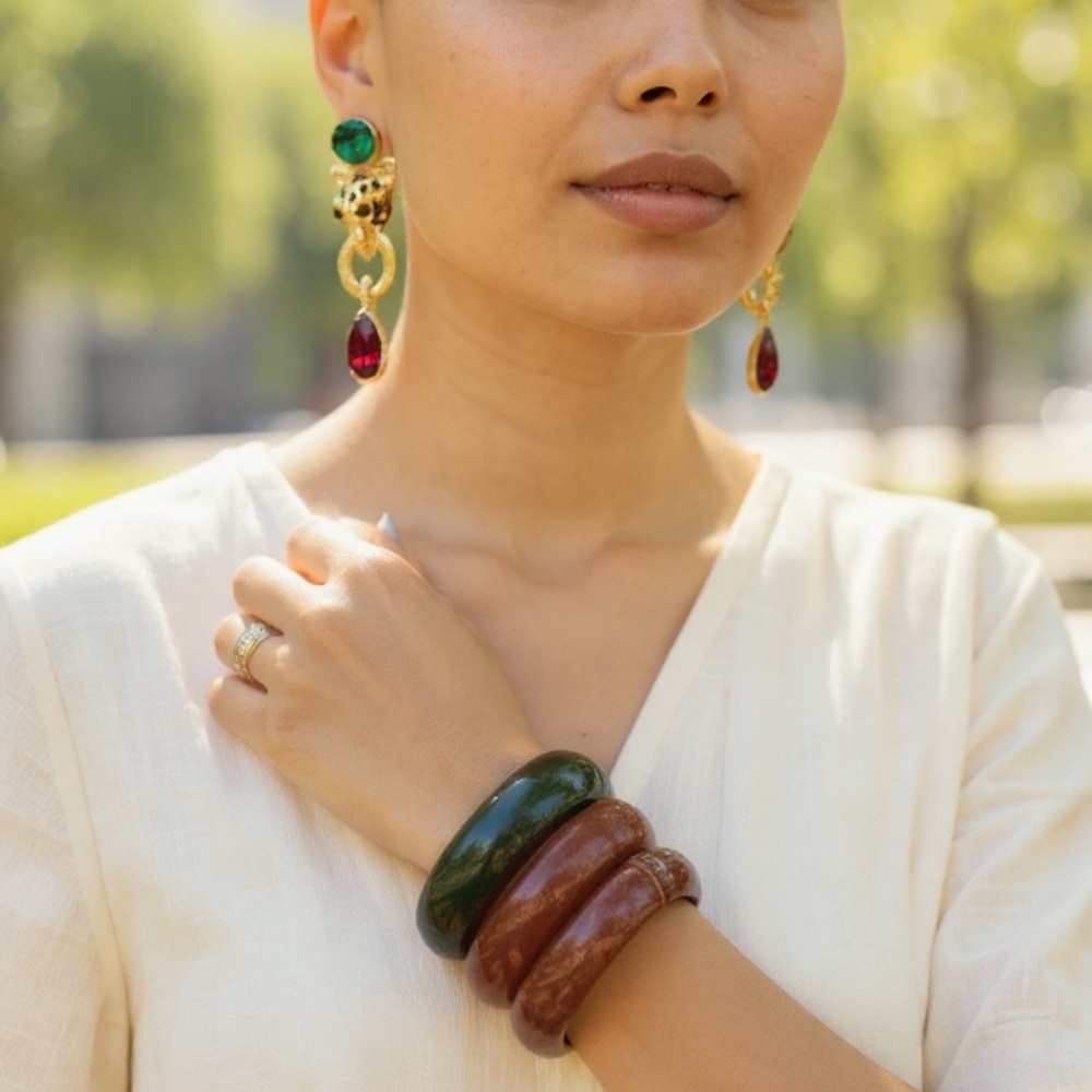 Elegant Gold and Green Earrings with vintage hand bangles set